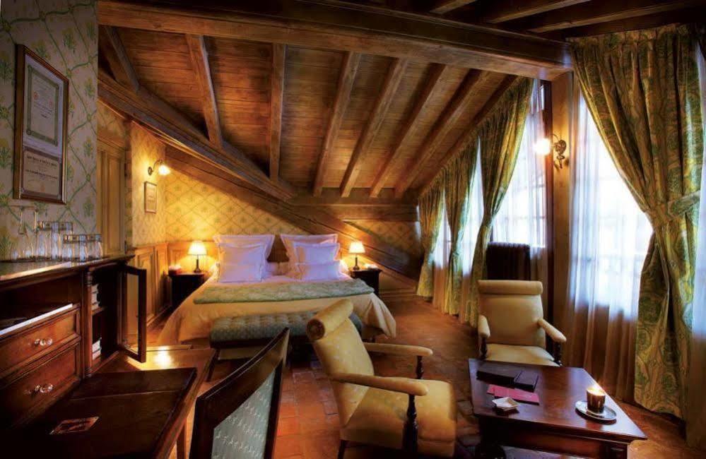 Le Saint Joseph Hotel Courchevel Exterior photo